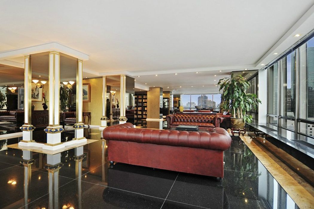 Creative 860 Un Plaza Apartments With Luxury Interior