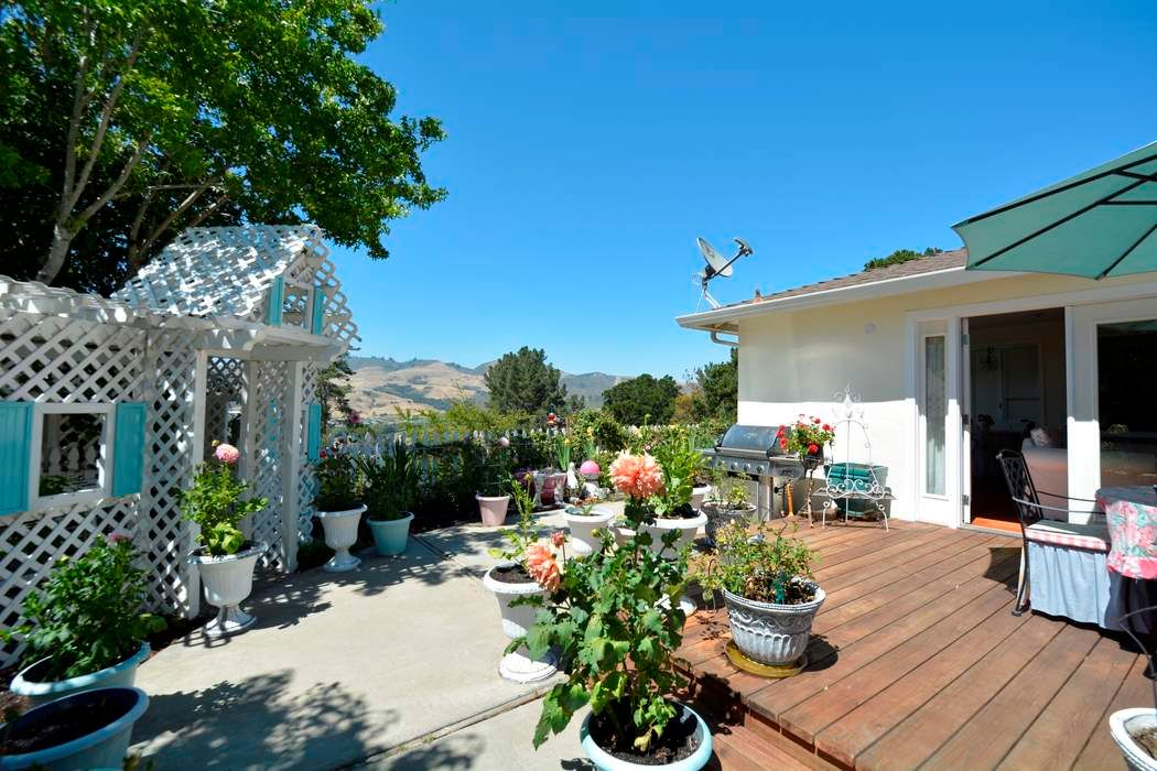 428 Pine Tree Avenue, Aromas, CA 95004 Sotheby's International Realty
