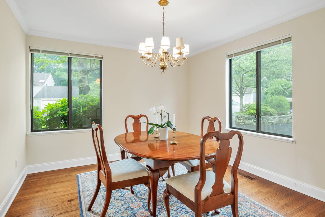 407 West Lyon Farm Drive Unit 407 Greenwich Ct 06831