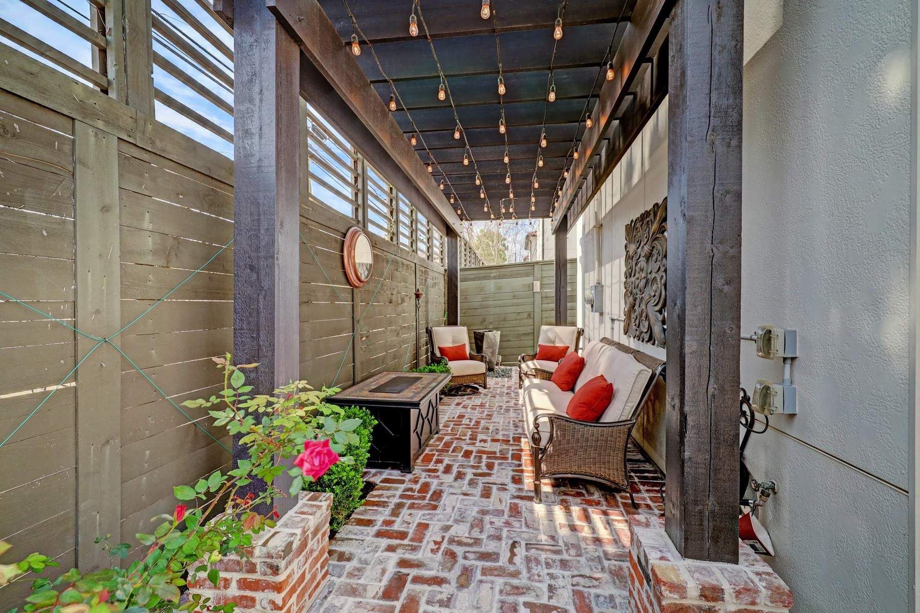 7517 Awty School Lane, Houston, TX 77055