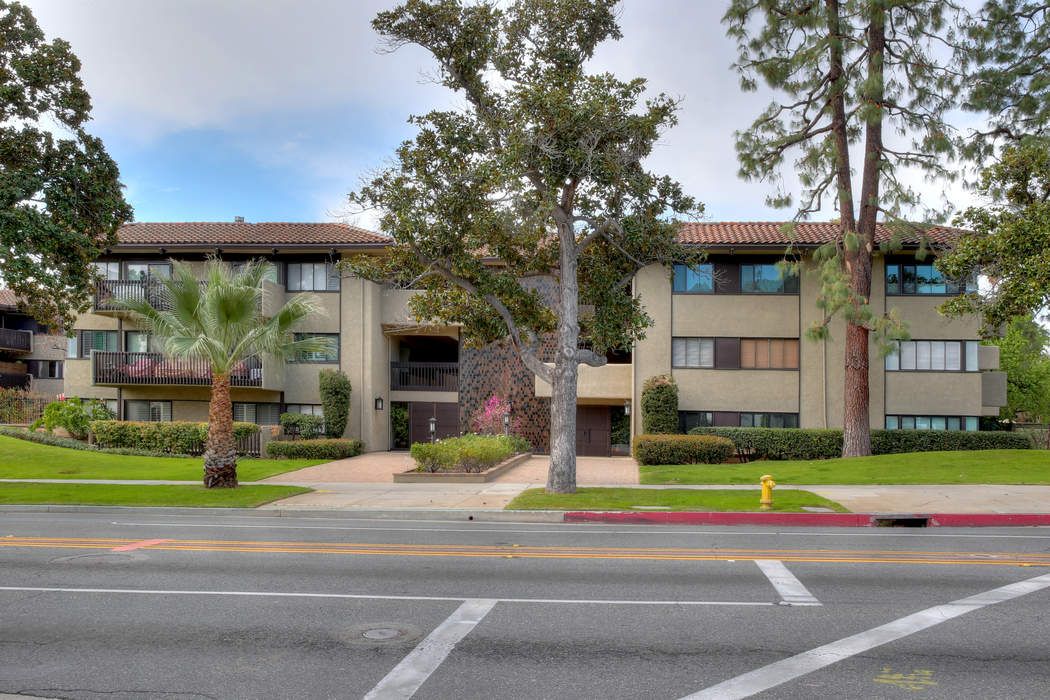 111 South Orange Grove Boulevard Unit 104, Pasadena, CA 91105 Sotheby