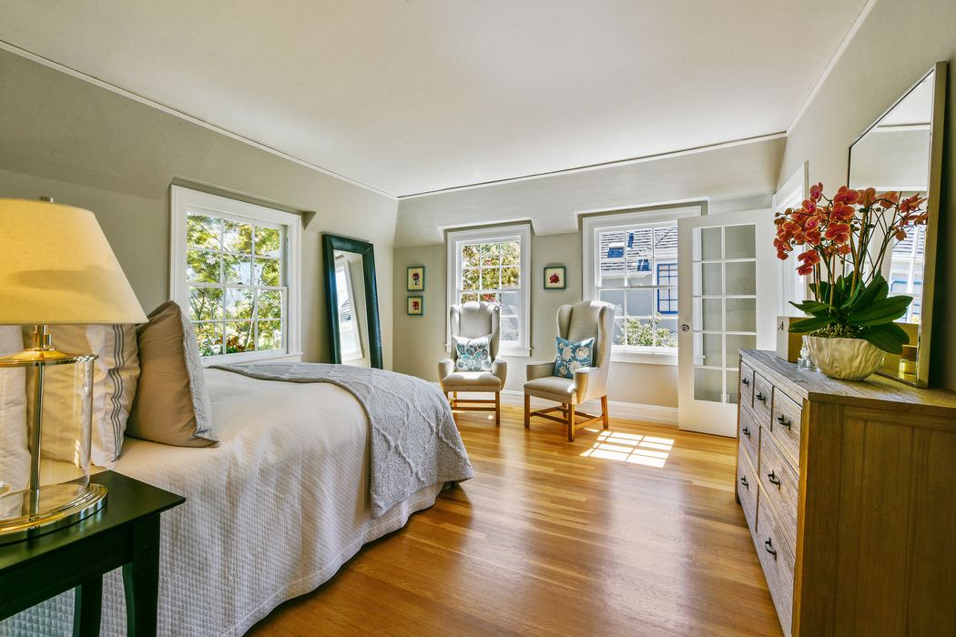 Exquisitely Updated & Located in Oakland Oakland, CA 94610 Sotheby's