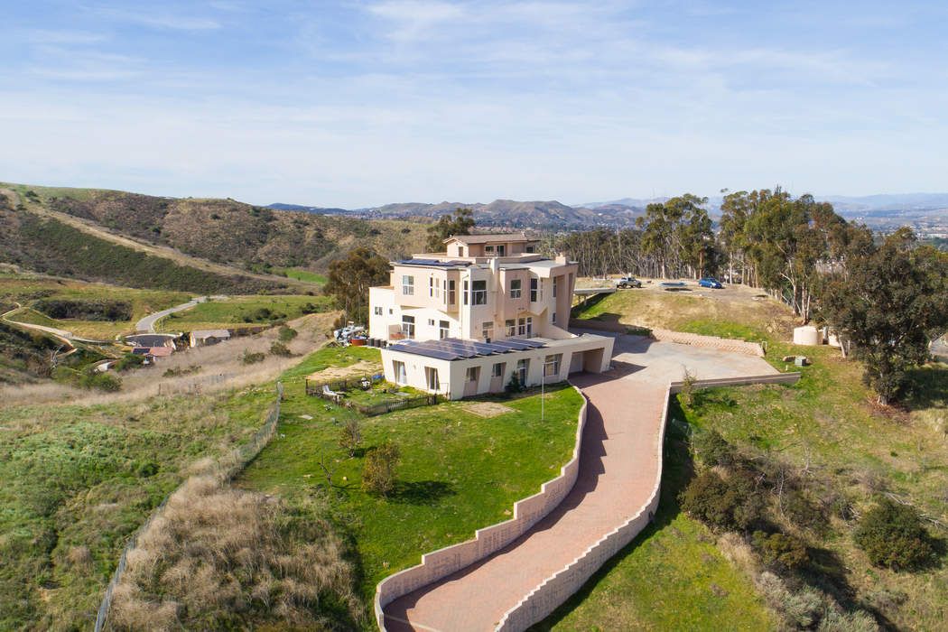 403 Talbert Avenue, Simi Valley, CA 93065 Sotheby's International