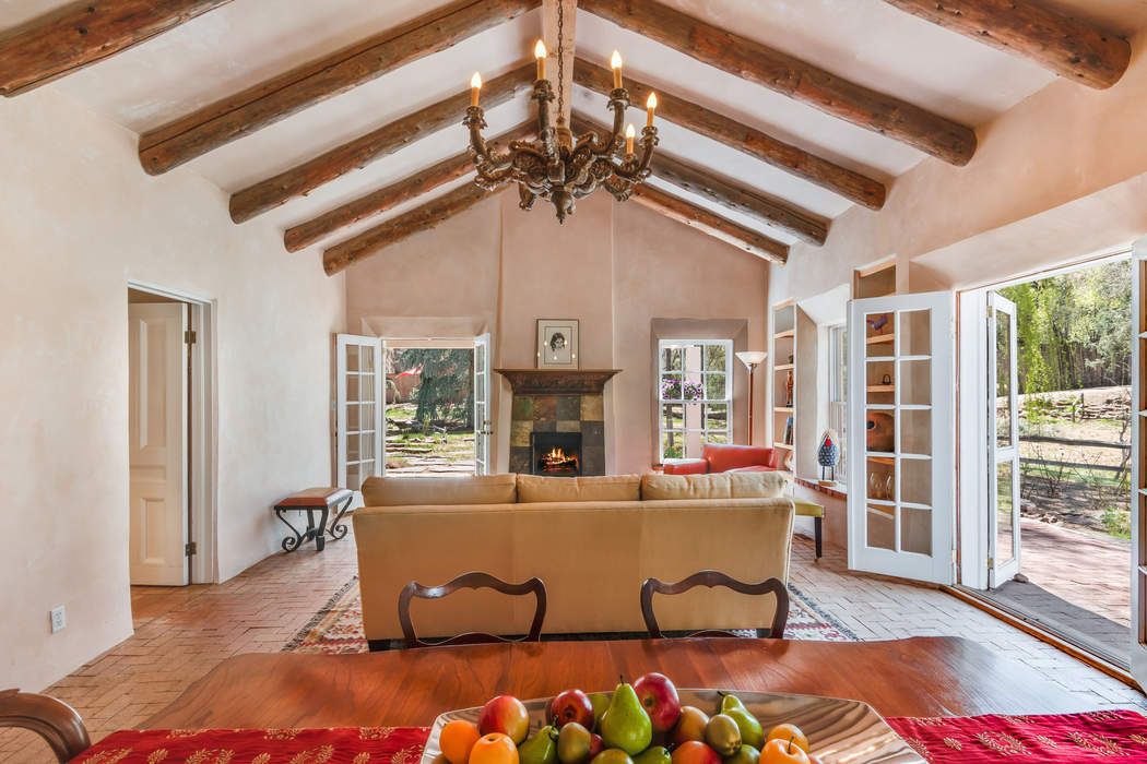 3 Tesuque Meadow, Santa Fe, NM 87506 Sotheby's International Realty, Inc.