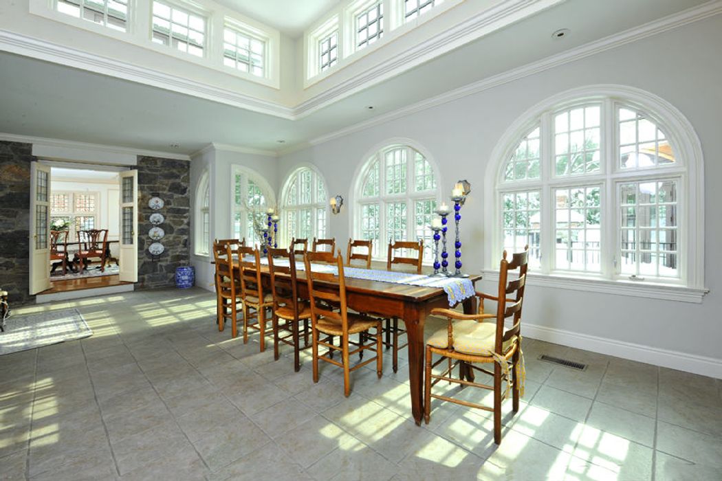 2 Walsh Lane, Greenwich, CT 06830 Sotheby's International Realty, Inc.