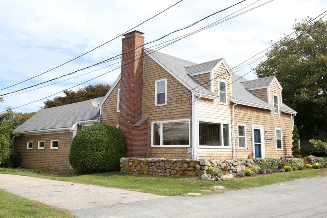 31 Bar Neck Road, Woods Hole, MA 02543 Sotheby's International Realty