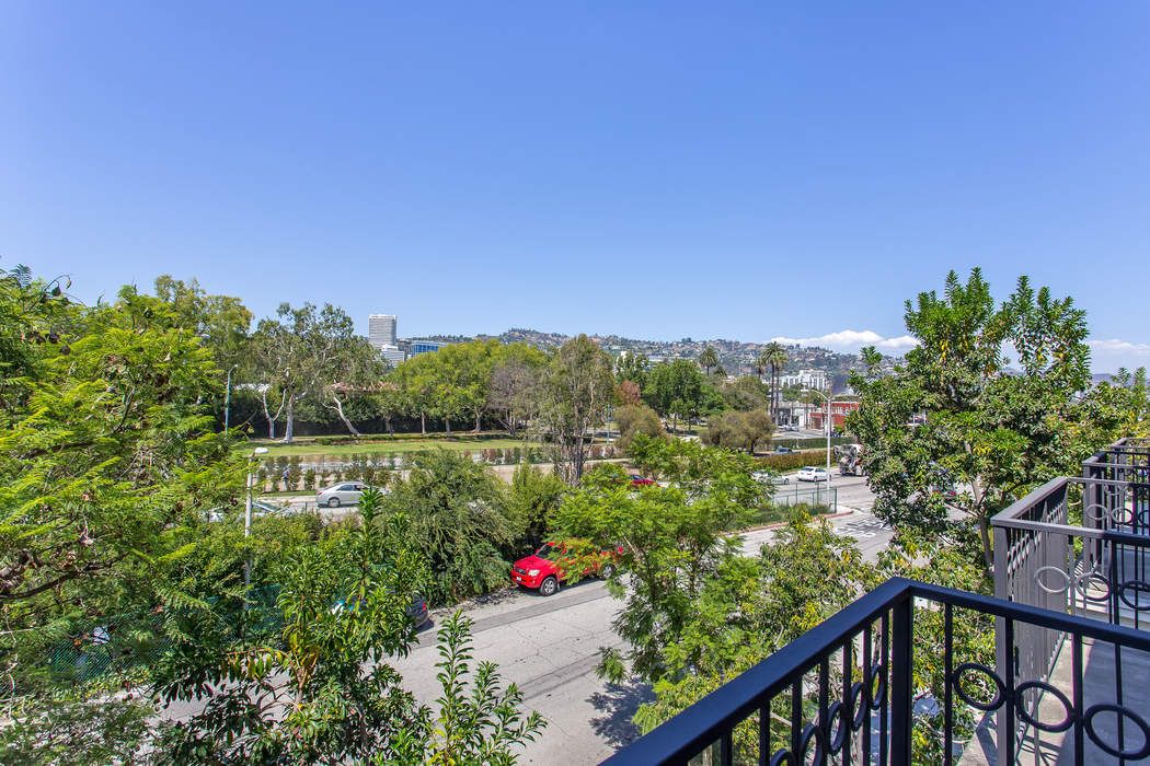458 North Oakhurst Drive Unit 304, Beverly Hills, CA 90210 Sotheby's