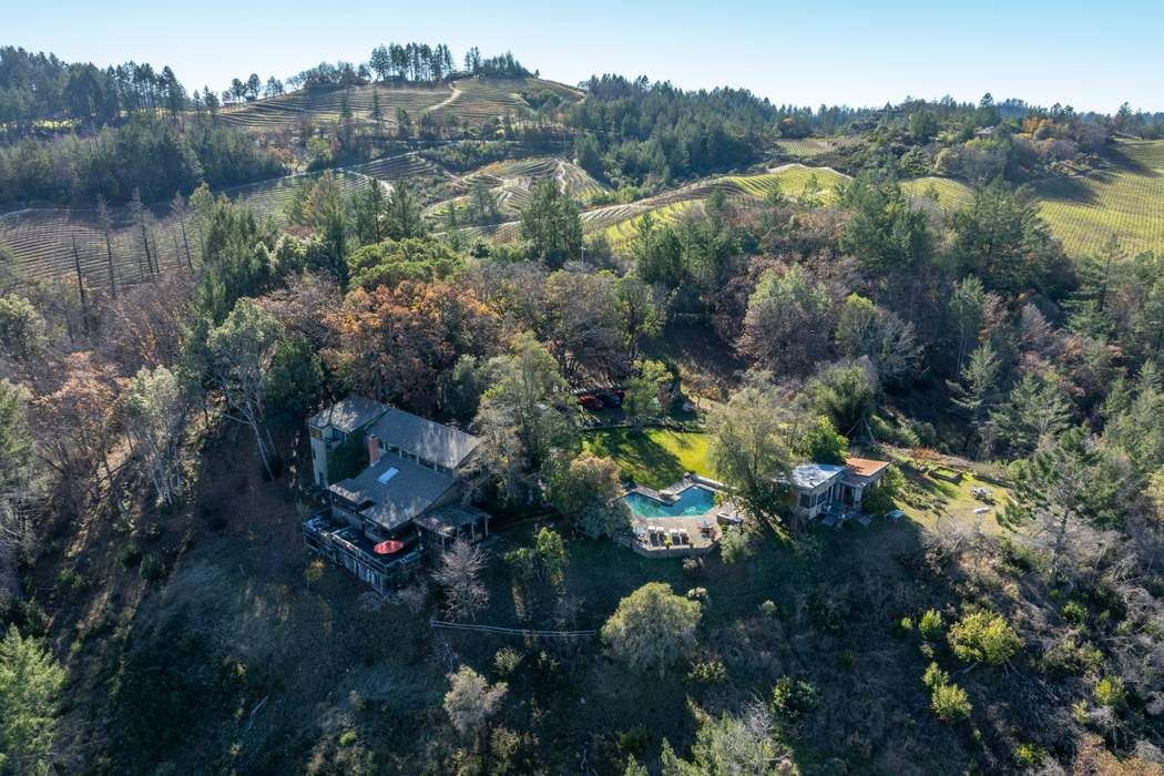 4040 Spring Mountain Rd, Saint Helena, CA 94574