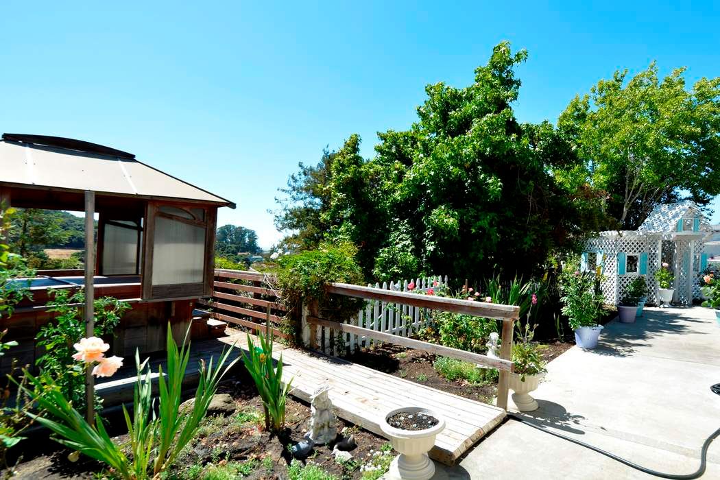 428 Pine Tree Avenue, Aromas, CA 95004 Sotheby's International Realty