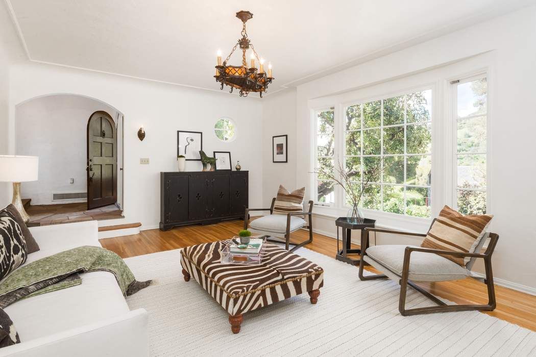 2763 Outpost Drive Los Angeles, CA 90068