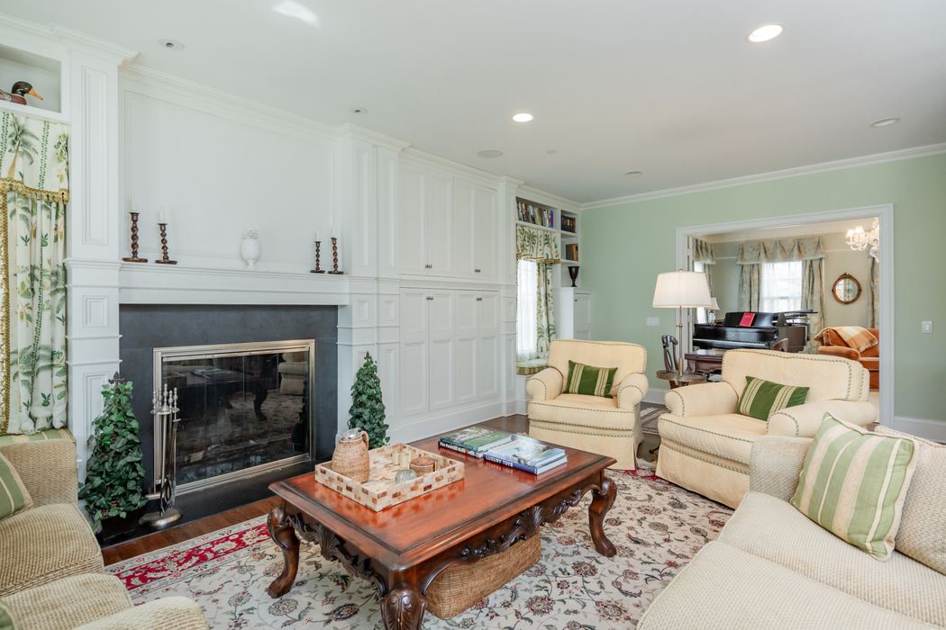 40 Herrick Road Southampton, NY 11968 Sotheby's International Realty