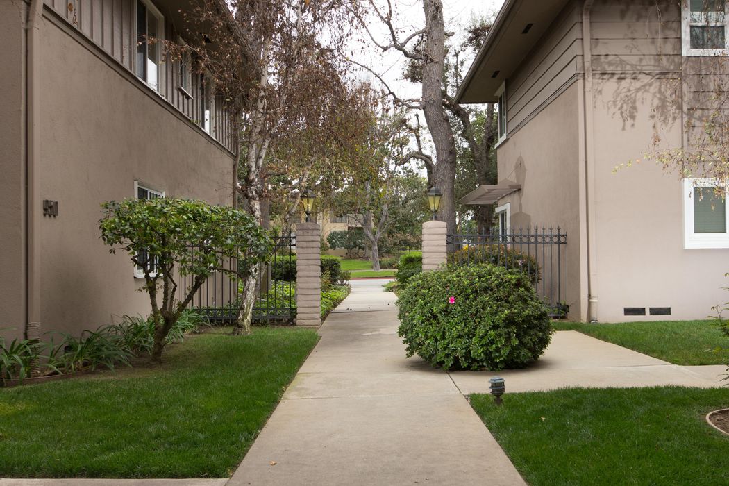 950 South Orange Grove Boulevard Unit A, Pasadena, CA 91105 Sotheby's