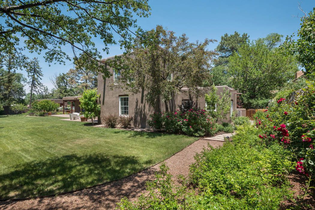 544 Canyon Road, Santa Fe, NM 87501 Sotheby's International Realty, Inc.