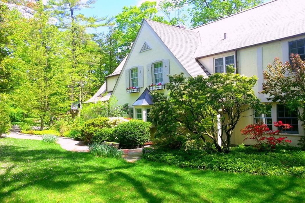 4 Cedar Hill, Greenwich, CT 06830 | Sotheby's International Realty, Inc.