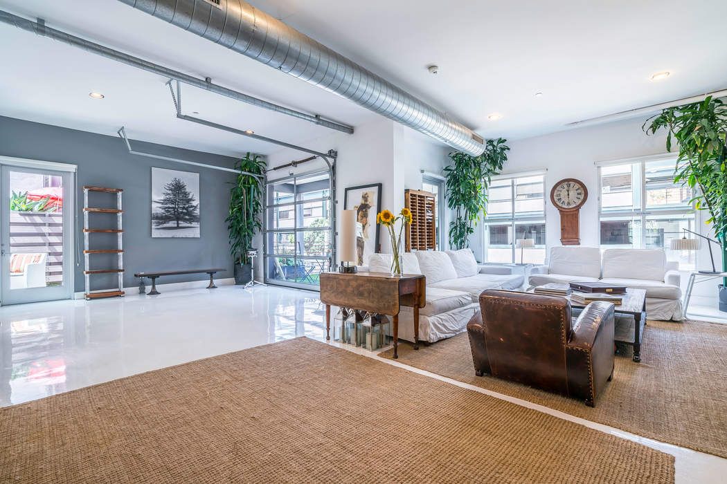 unit 203 and 212 See details for 203 s sangamon street unit 212, chicago, il 60607, 2 bedrooms, 2 full bathrooms, 1521 sq ft, sold price: $562,000, mls#: 09754315, courtesy . unit 203 and 212 See details for 203 s sangamon street unit 212, chicago, il 60607, 2 bedrooms, 2 full bathrooms, 1521 sq ft, sold price: $562,000, mls#: 09754315, courtesy .