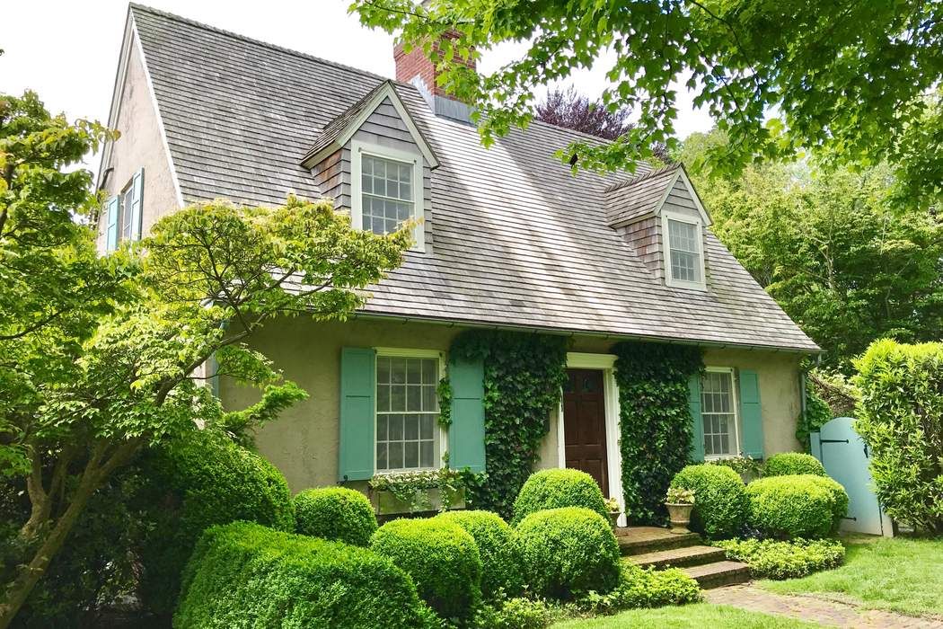 11 Fithian Lane East Hampton Ny 11937 Sotheby S International