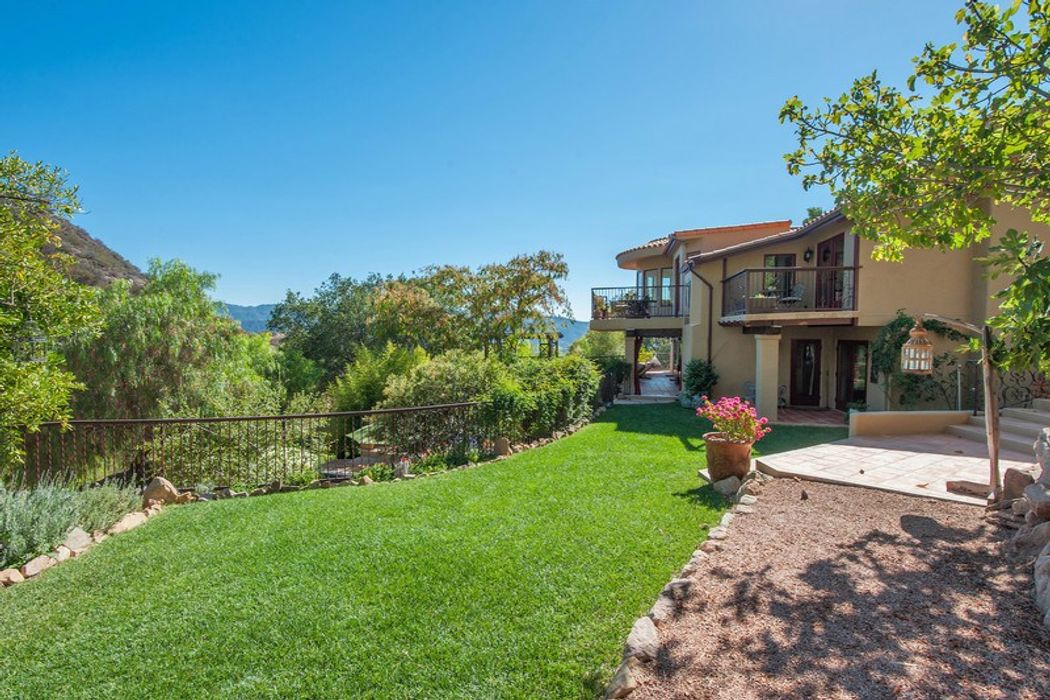 1787 Foothill Road, Ojai, CA 93023 Sotheby's International Realty, Inc.
