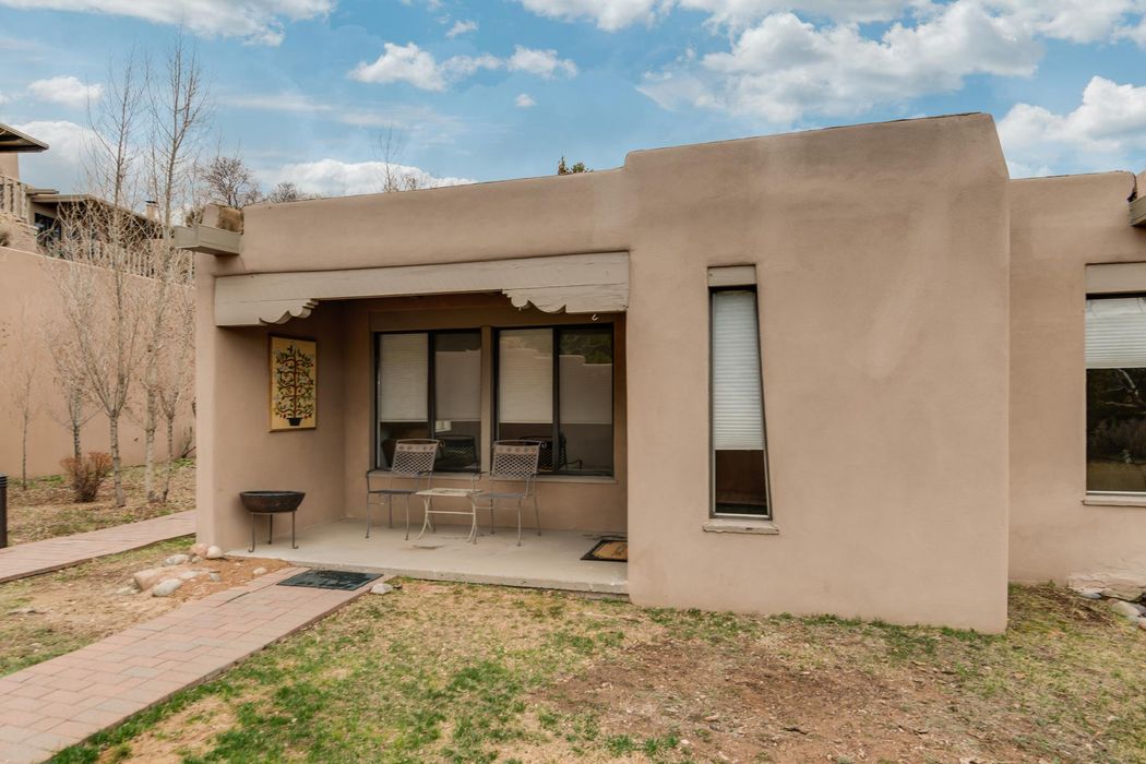 320 Artist Rd Unit 75, Santa Fe, NM 87501 Sotheby's International