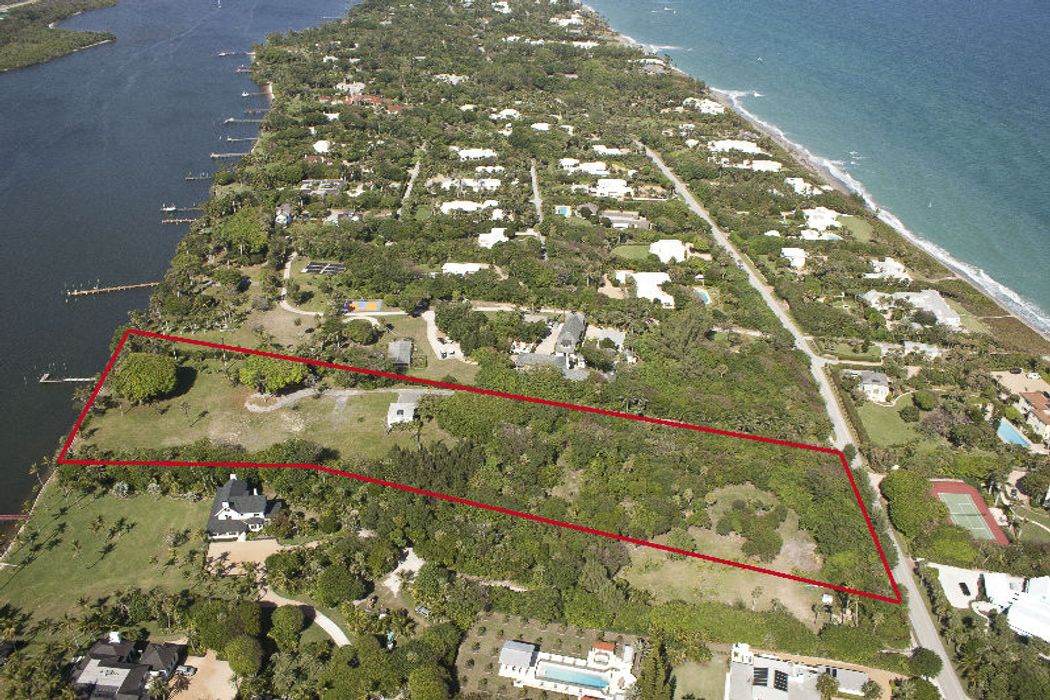 254 S Beach Rd, Hobe Sound, FL 33455 Sotheby's International Realty, Inc.
