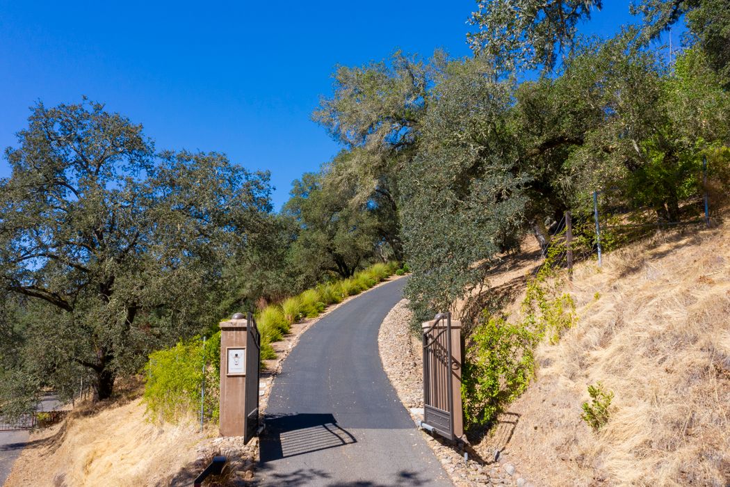 303 Deer Park Rd , Saint Helena, CA 94574 Sotheby's International