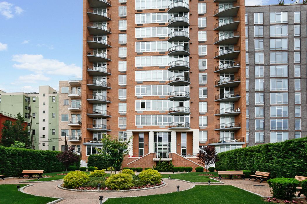 20 Bayard Street Apt 6e, Brooklyn, NY 11211 Sotheby's International