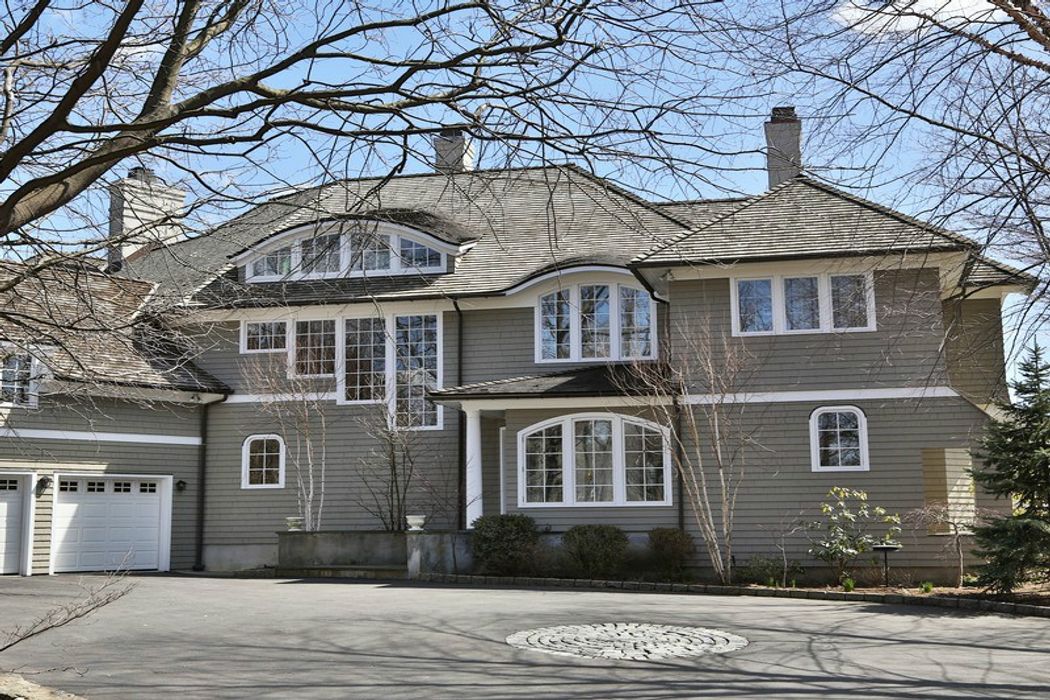 81 Byram Shore Road, Greenwich, CT 06830 Sotheby's International