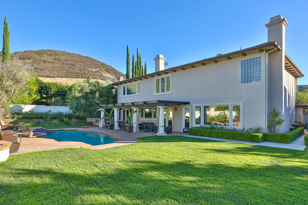 25309 Prado De Las Estrellas, Calabasas, CA 91302 Sotheby's