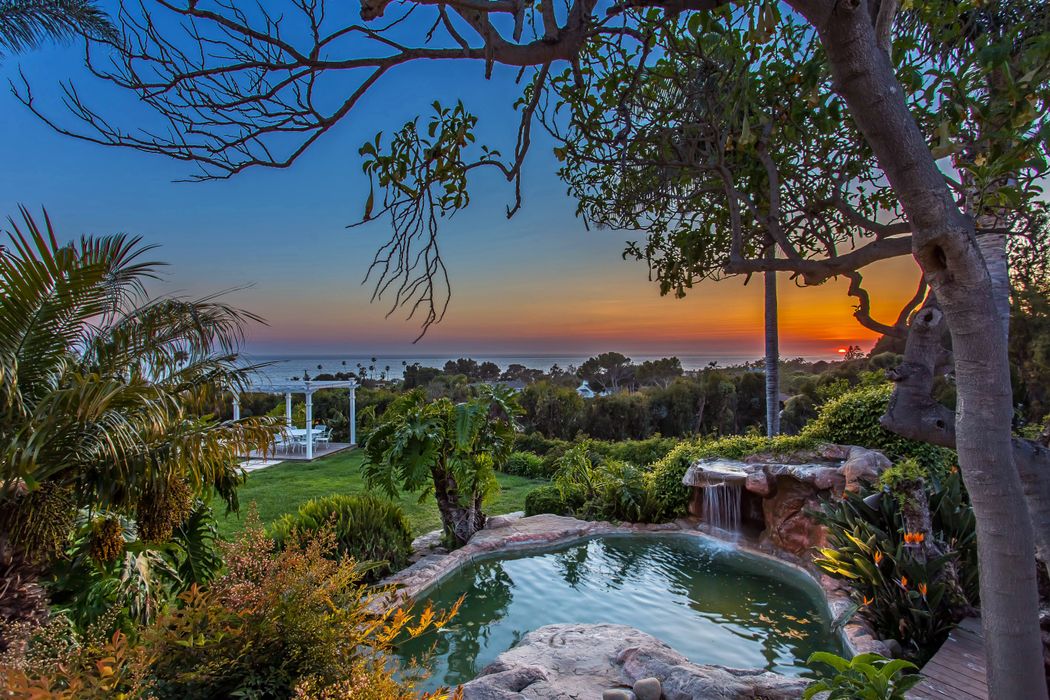 30333 Morning View Drive, Malibu, CA 90265 Sotheby's International
