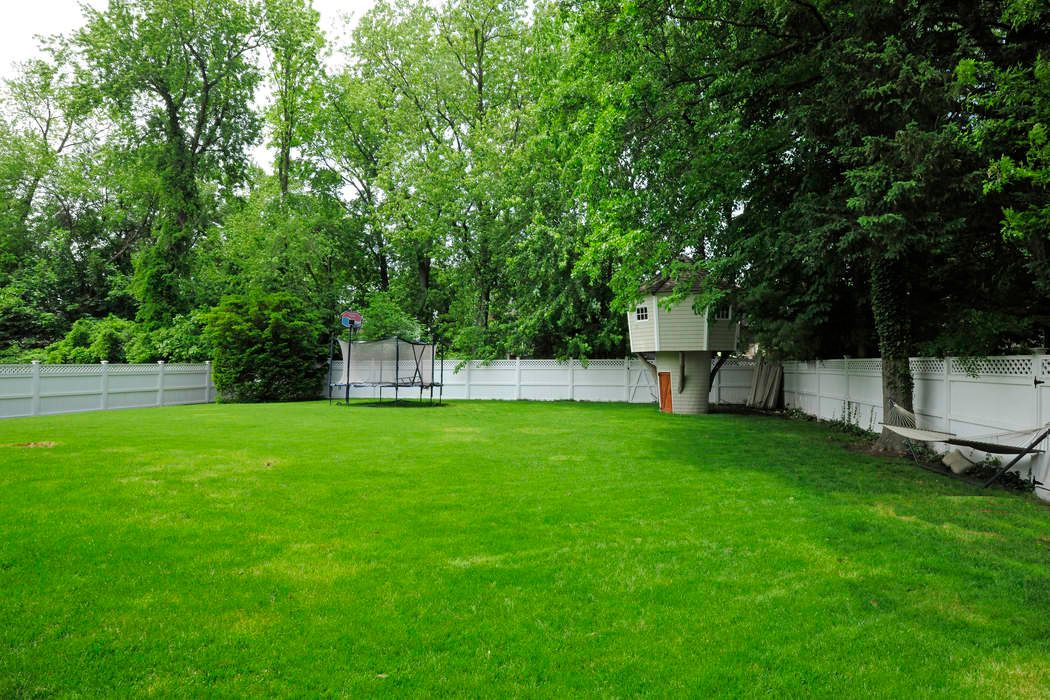 55 Park Avenue, Old Greenwich, CT 06870 Sotheby's International