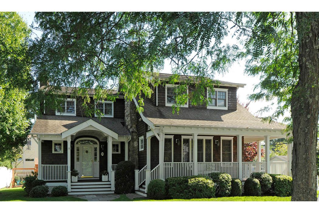 16 Edgewater Drive, Old Greenwich, CT 06870 Sotheby's International