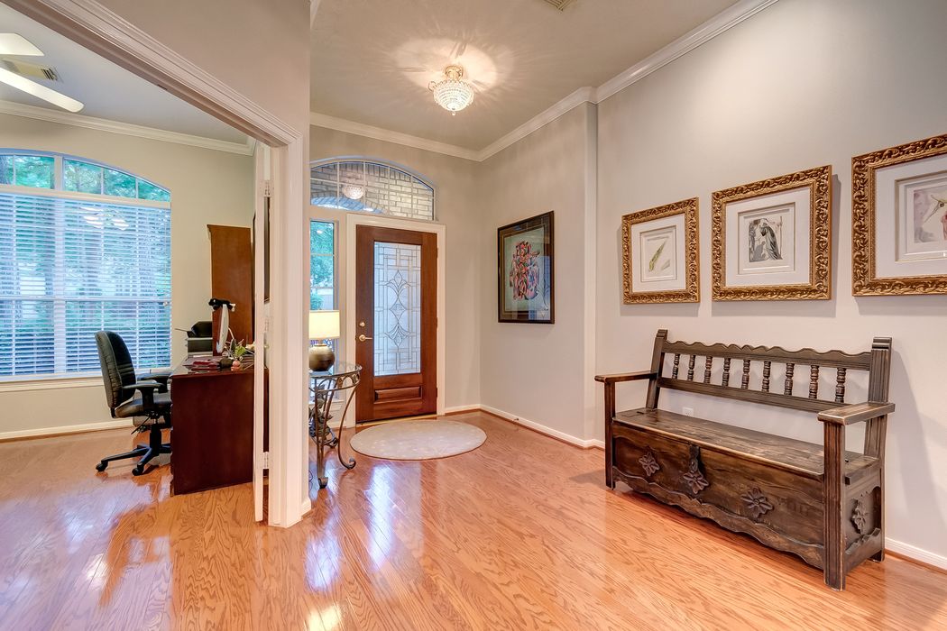 110 East Northcastle Circle Conroe Tx 77384 Martha Turner