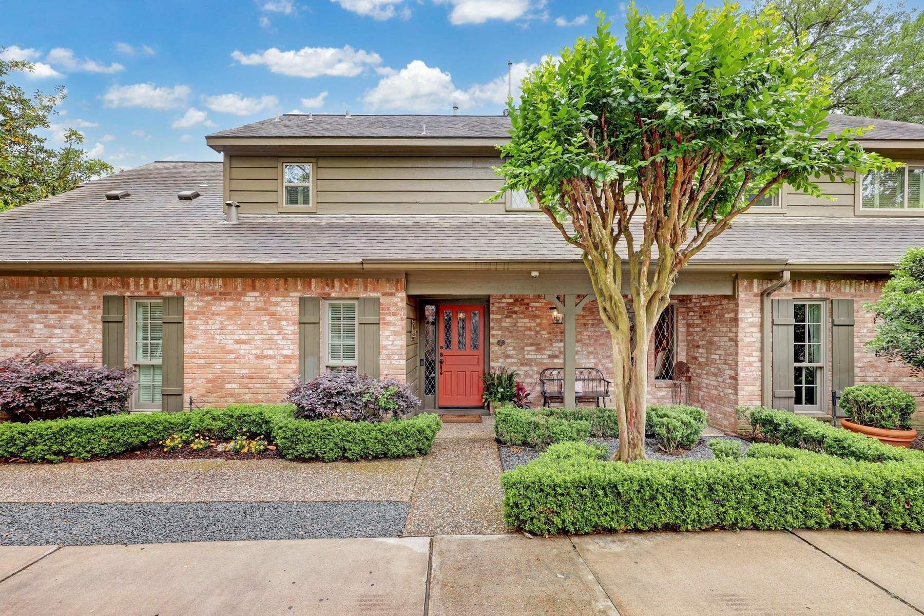 10027 Briar Drive, Houston, TX 77042