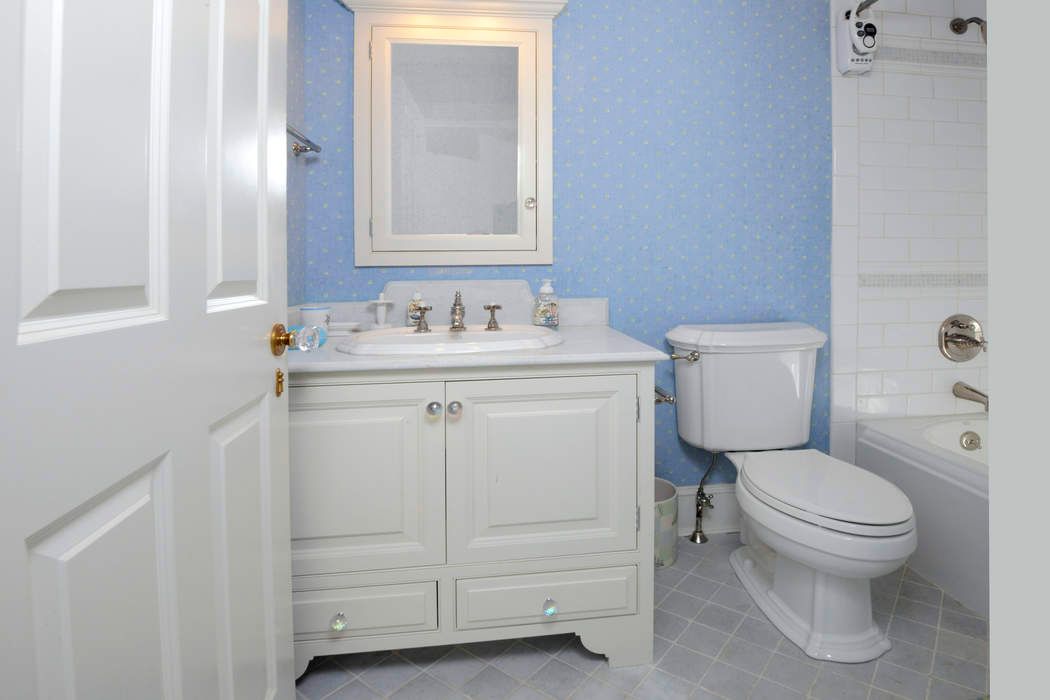 55 Park Avenue, Old Greenwich, CT 06870 Sotheby's International