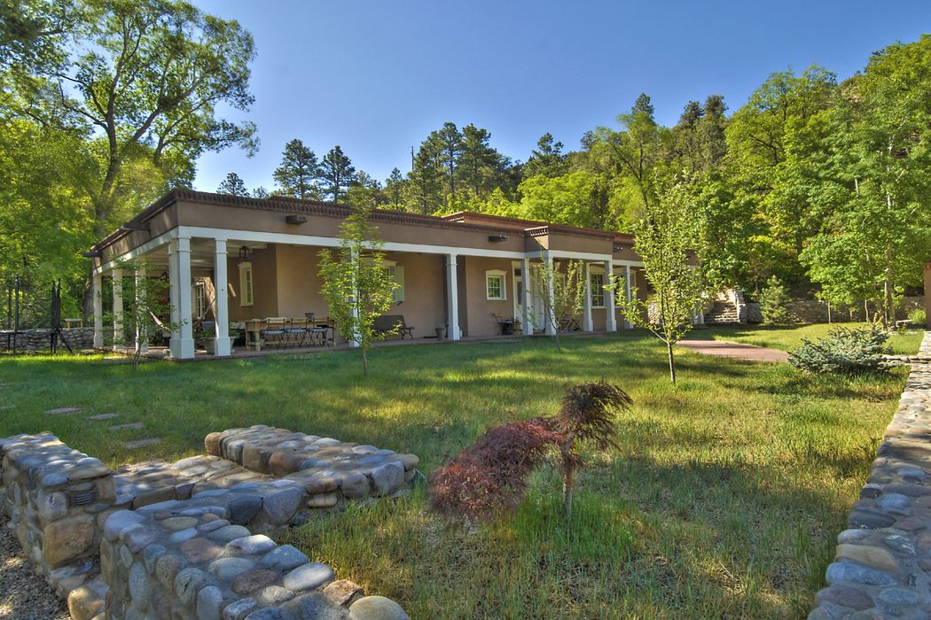 Big Tesuque Cyn, Santa Fe, NM 87506 Sotheby's International Realty, Inc.