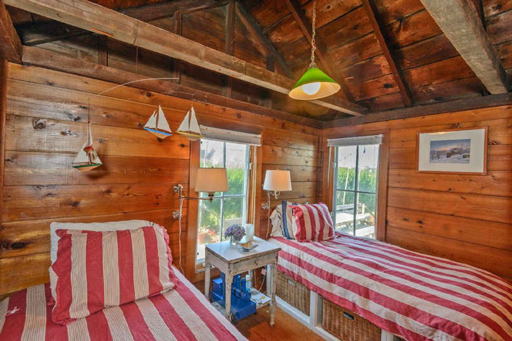 35 Gibson Lane, Sagaponack, NY 11962 Sotheby's International Realty, Inc.