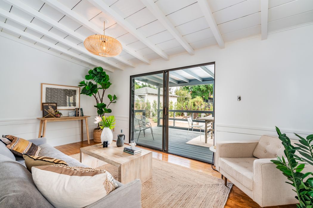 6320 Church Street Los Angeles, CA 90042