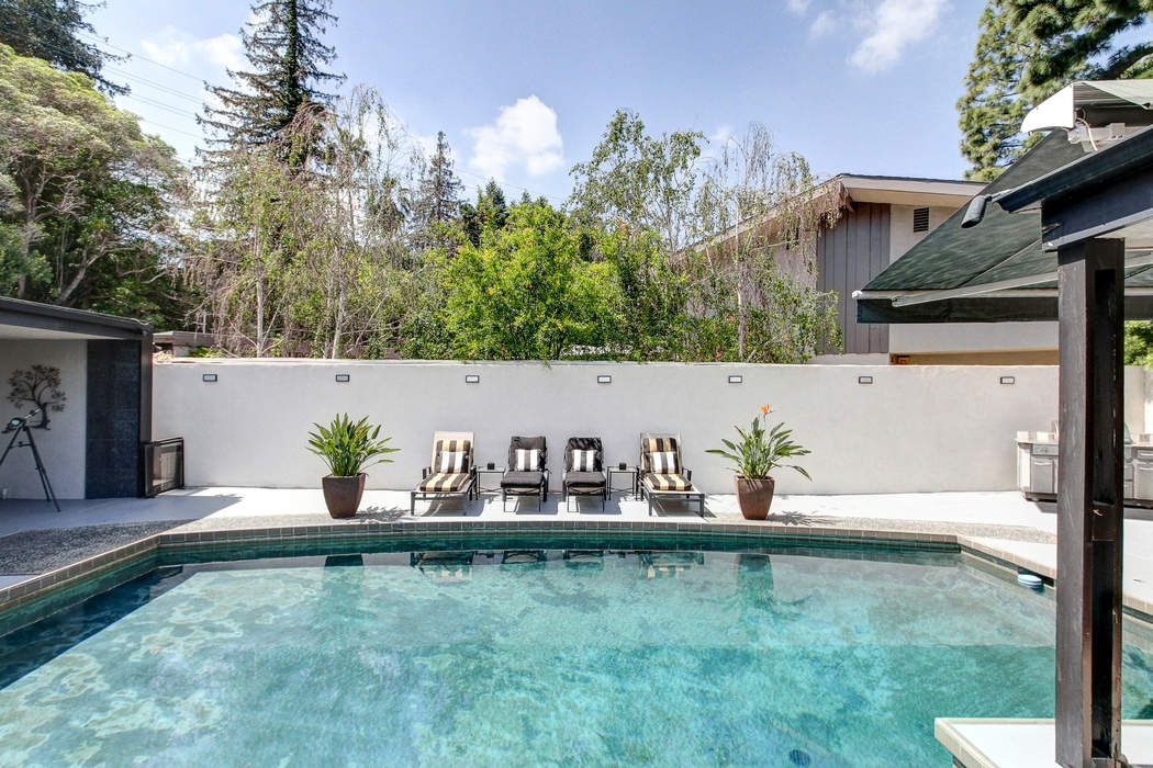 1245 Hillside Road, Pasadena, CA 91105 Sotheby's International Realty