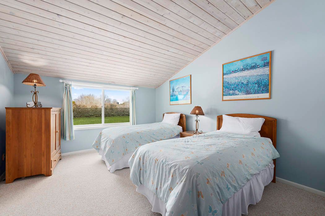 112 Surfside Drive, Bridgehampton, NY 11932 Sotheby's International