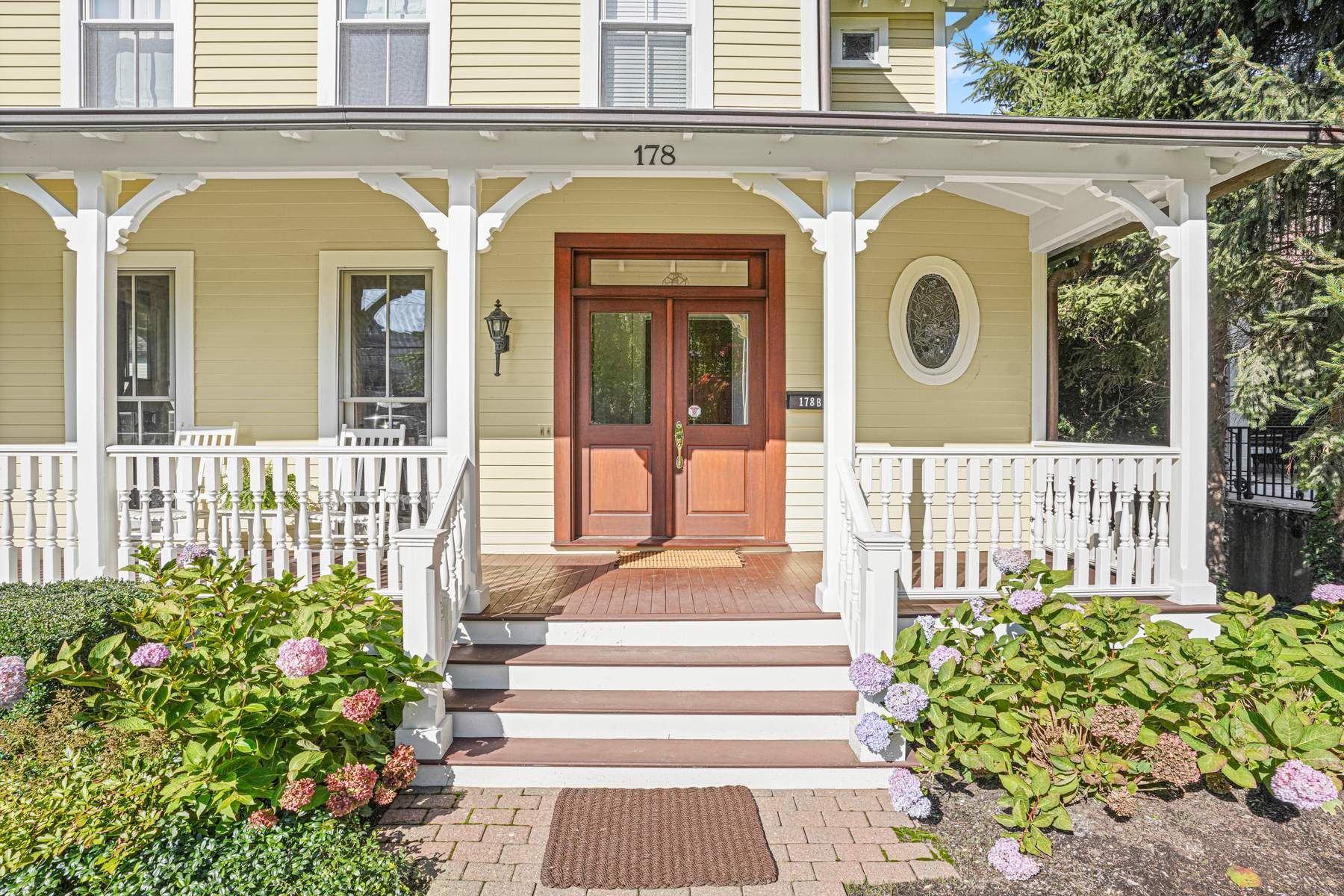 178 Milbank Avenue, 1, Greenwich, CT 06830