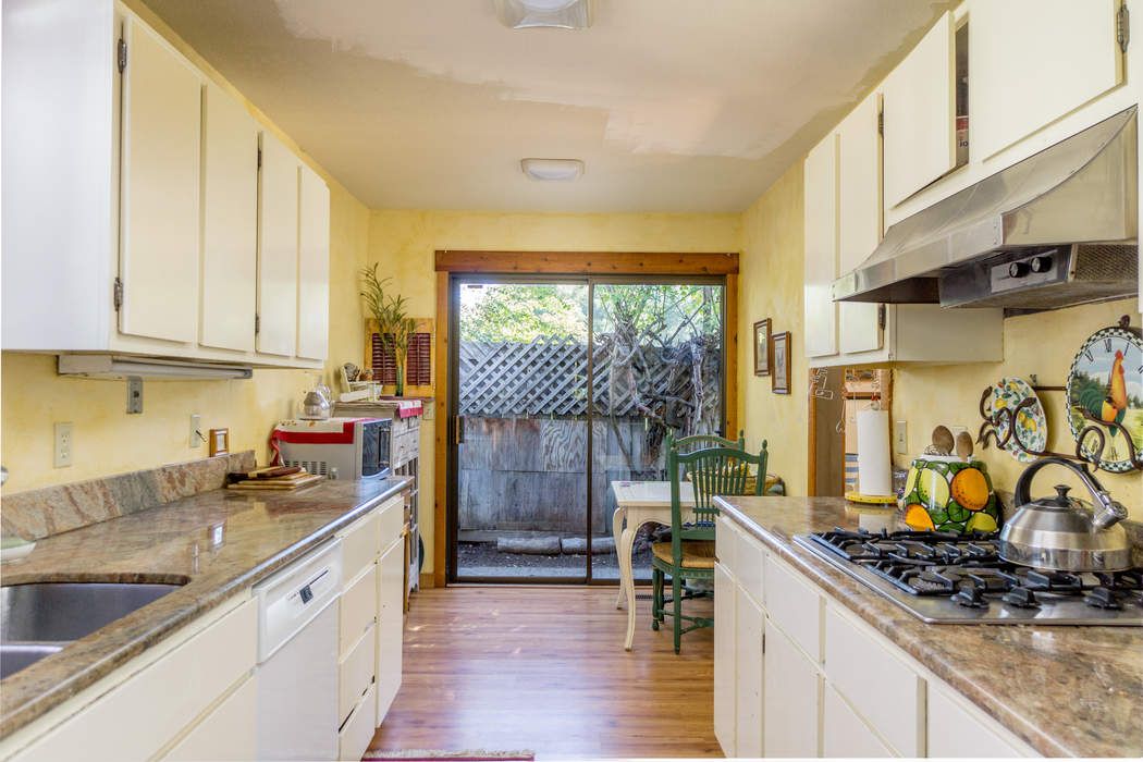 22 Woodside Place, Carmel Valley, CA 93924 Sotheby's International