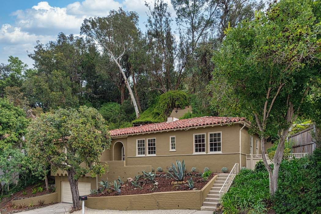 2763 Outpost Drive Los Angeles, CA 90068