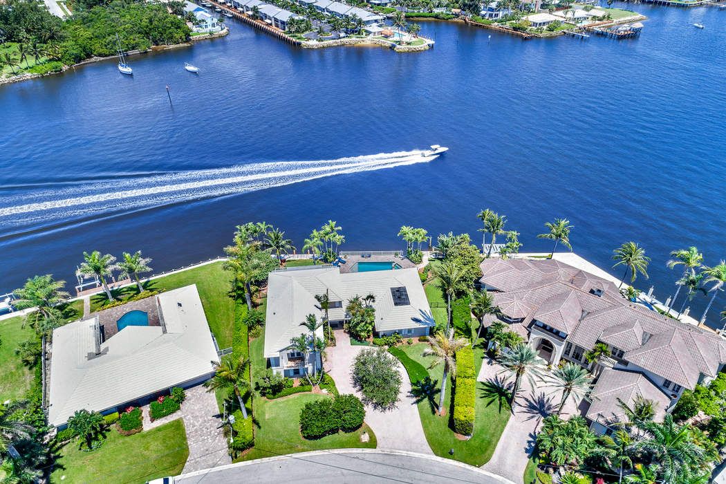 52 Spanish River Dr , Ocean Ridge, FL 33435 Sotheby's International