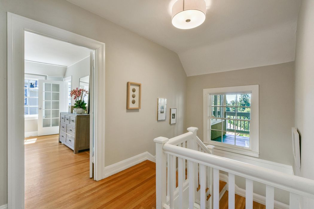Exquisitely Updated & Located in Oakland Oakland, CA 94610 Sotheby's