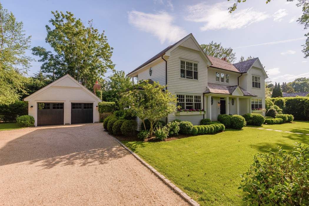 61 Mill Hill Lane, East Hampton, NY 11937 Sotheby's International
