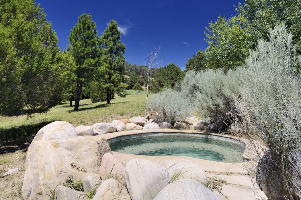 365 Calle Largo, San Jose, NM 87565 Sotheby's International Realty, Inc.