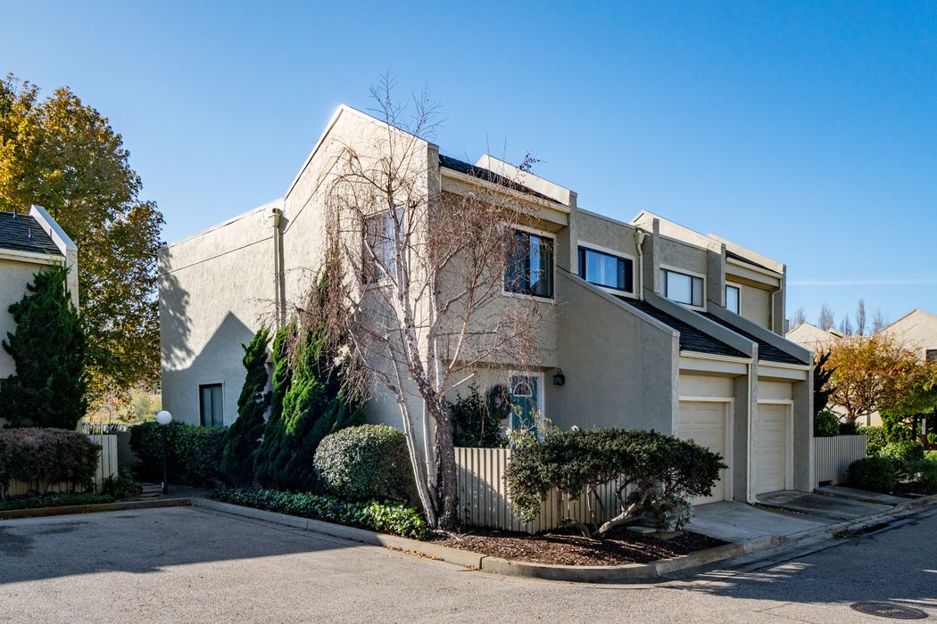 4000 Rio Road, 40, Carmel, CA 93923 Sotheby's International Realty, Inc.