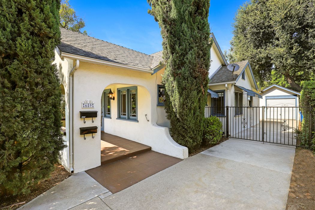 689 Woodbury Road, Altadena, CA 91001 Sotheby's International Realty
