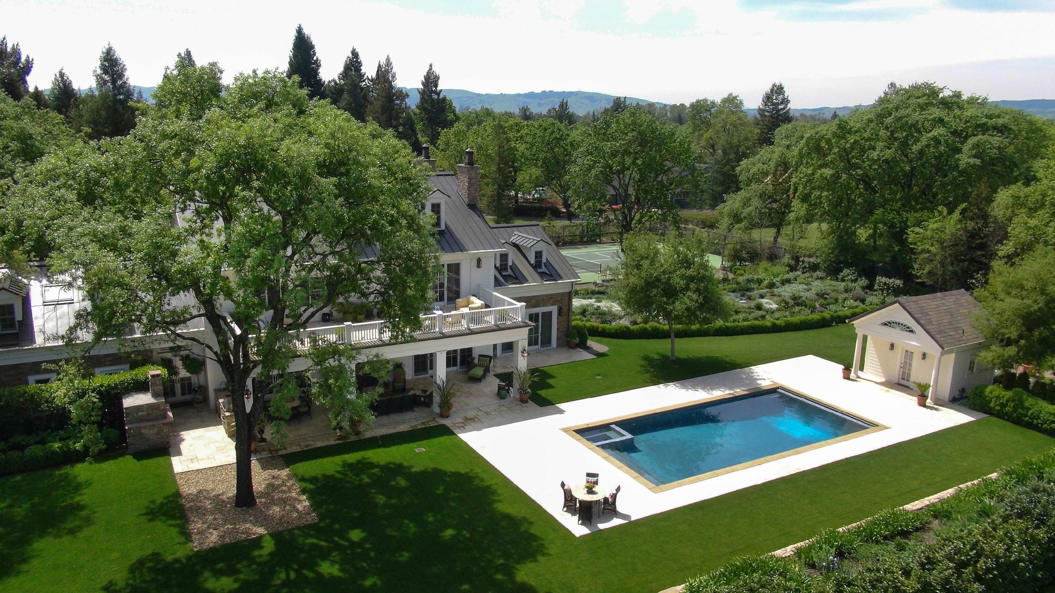 19765 Seventh Street East Sonoma, California, United States