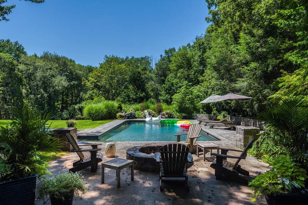 969 North Street, Greenwich, CT 06831 Sotheby's International Realty