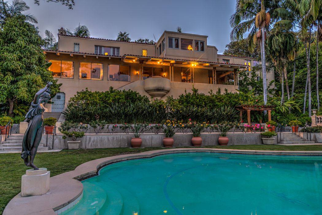 4120 Cromwell Avenue, Los Angeles, CA 90027 Sotheby's International